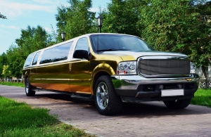 Аренда Ford Excursion Limousine в Новосибирске